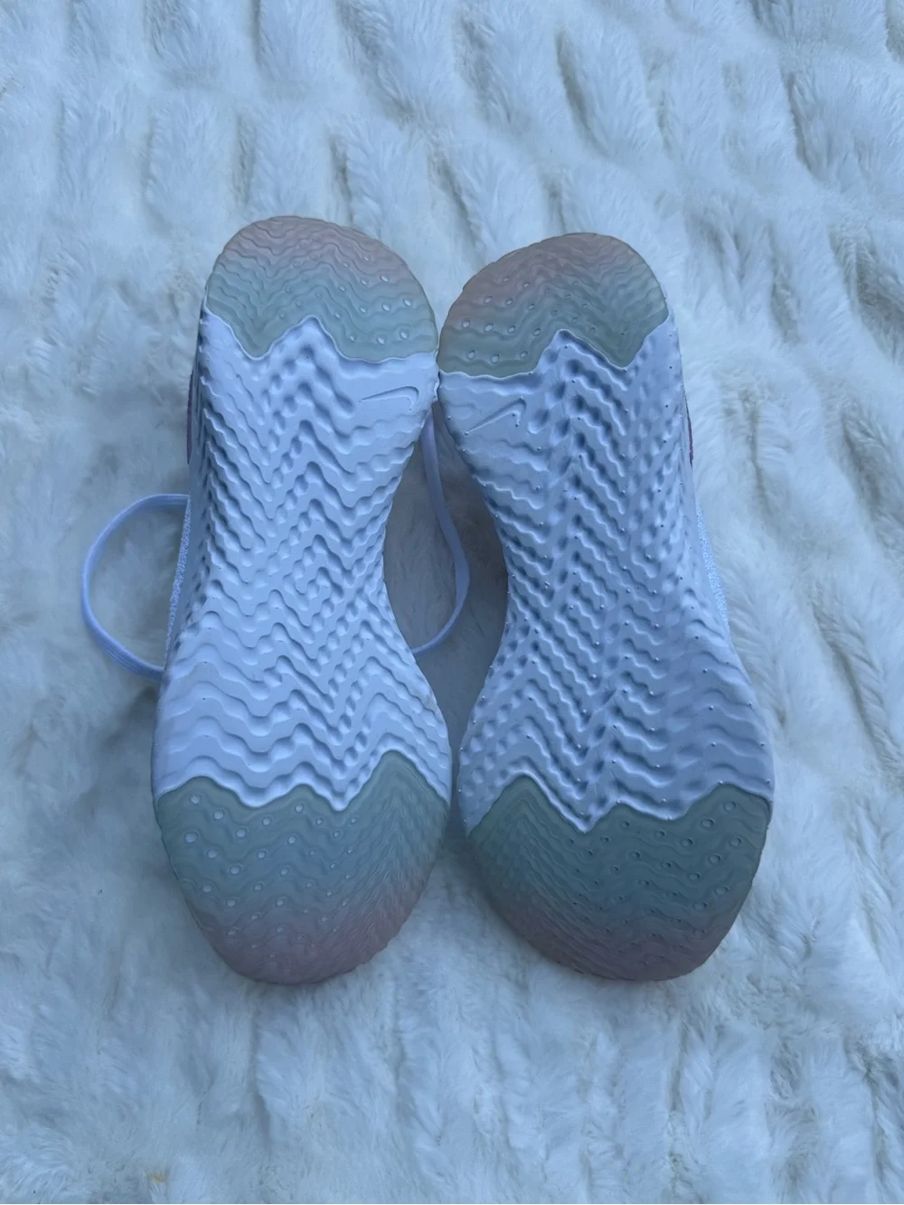 Nike lightweight knit